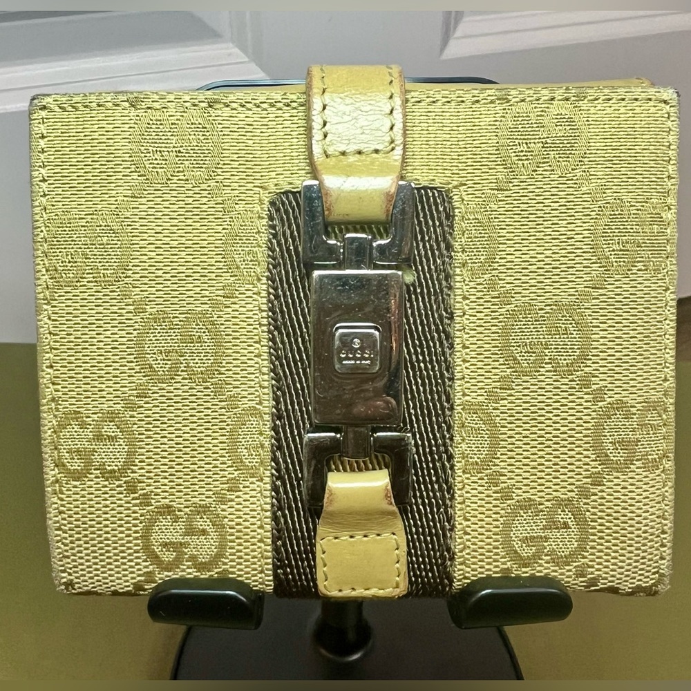 Authentic GUCCI Jackie Beige Green Monogram Wallet with Piston Lock
